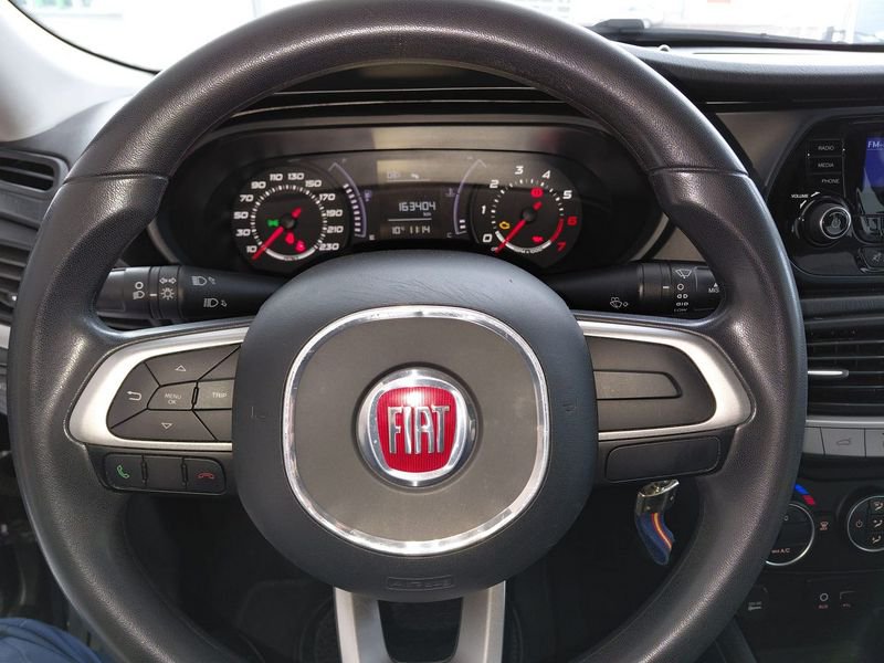 Fiat-Tipo-1.4-95cv-Easy-12