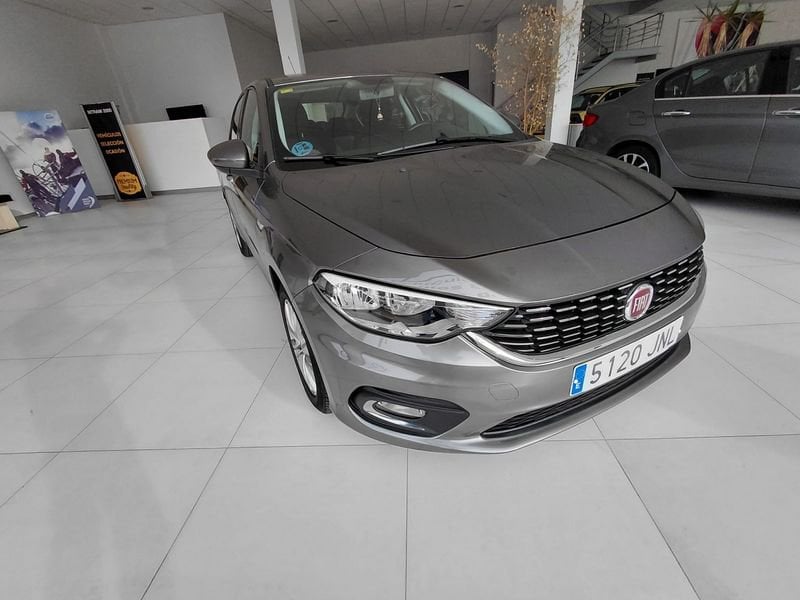 Fiat-Tipo-1.4-95cv-Easy-16