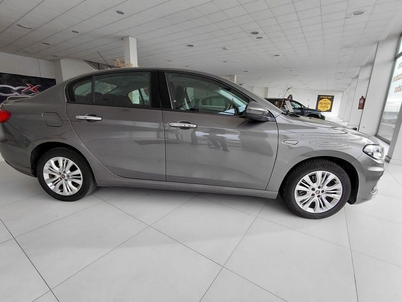 Fiat-Tipo-1.4-95cv-Easy-17